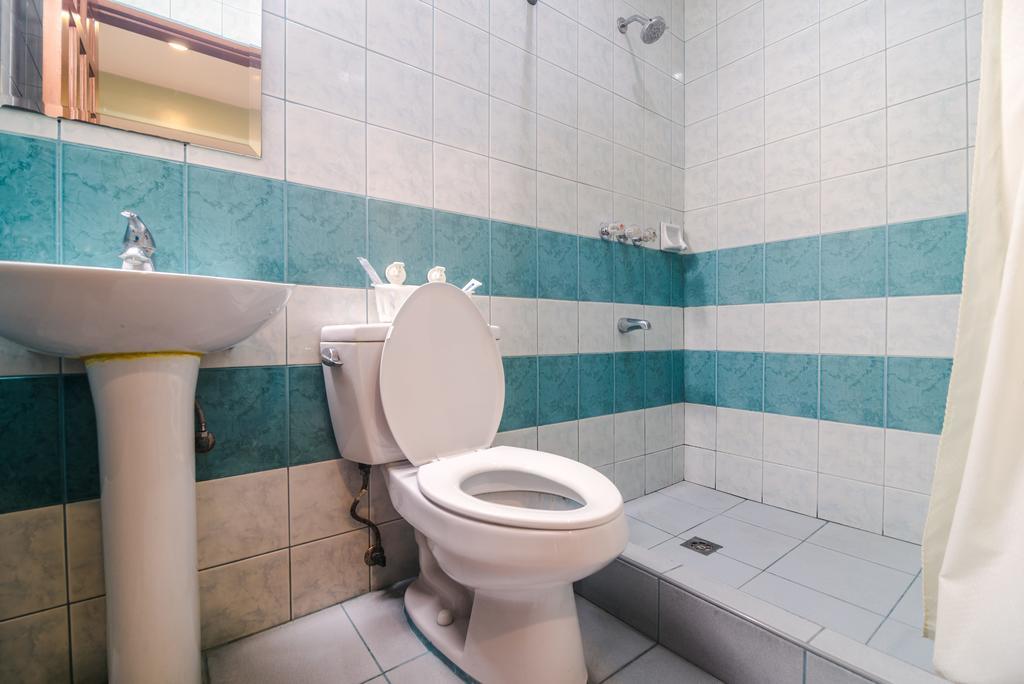 Oftana Suites Mandaue City Ngoại thất bức ảnh