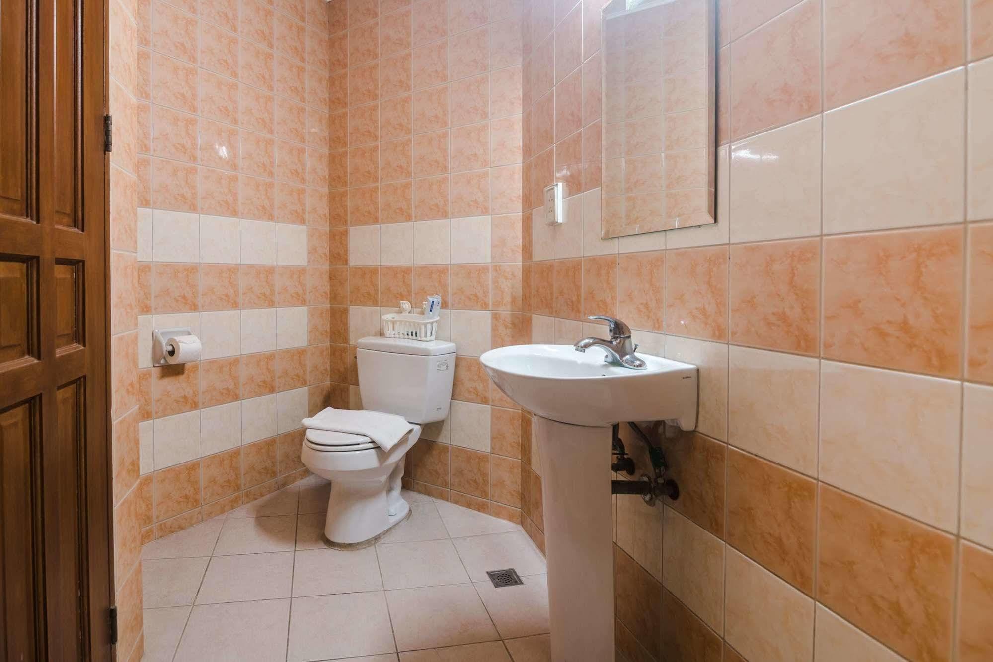 Oftana Suites Mandaue City Ngoại thất bức ảnh
